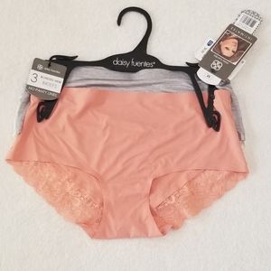 Medium Seamless Daisy Fuentes Brief Panties